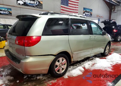 2006 Toyota Sienna Ce z USA, uszkodzony, nr VIN 5TDZA23C86S561459